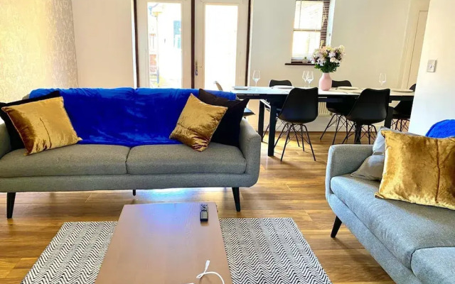 Immaculate 3-bedroom House in Milton Keynes