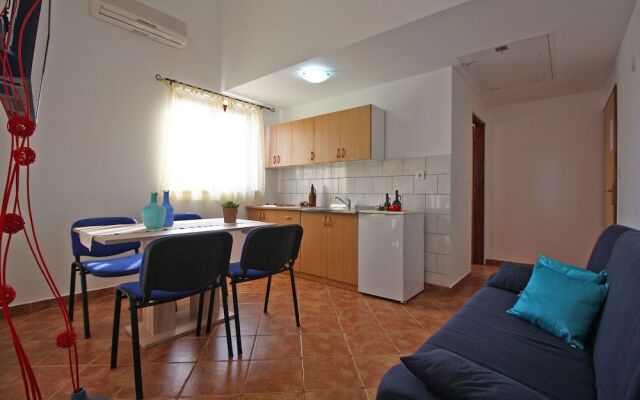 Apartments Irena 1310