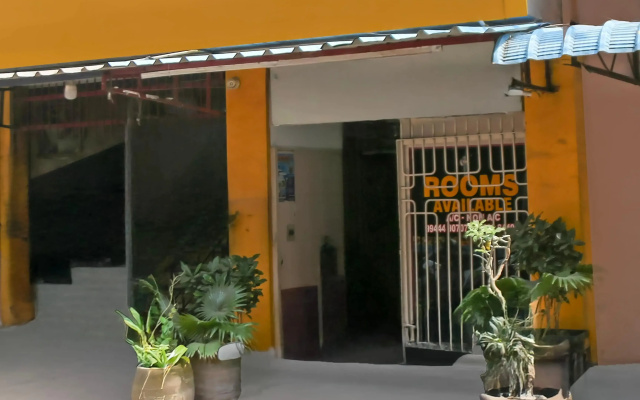 OYO 23455 Varsha Residency