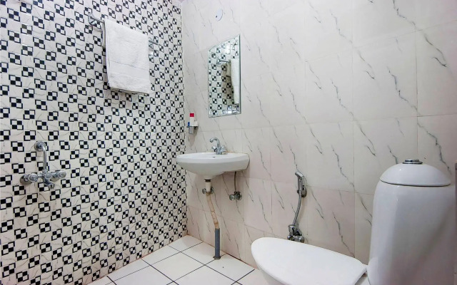 Hotel Charan Pahari