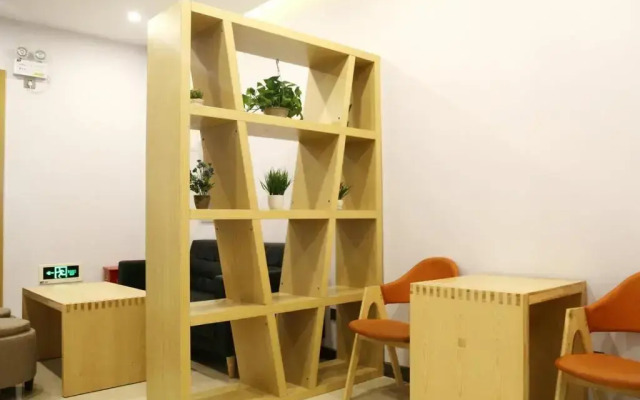 7Days Premium Chengde Luanping Huaxing Road Branch