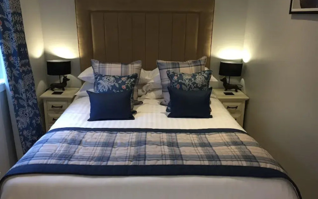 Bluebell Lodge 7 with Hot Tub