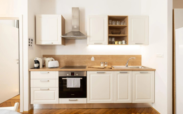 Codelli Deluxe City Centre Apartments