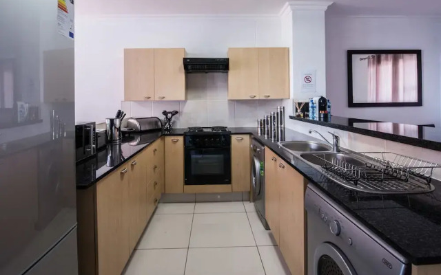 Prestige Apartment Sandton at Westpoint