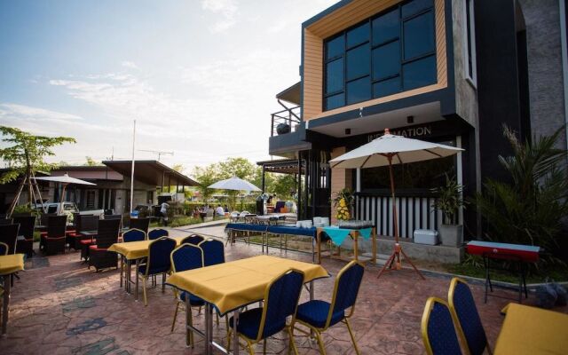 The Loft House Garden & Resort