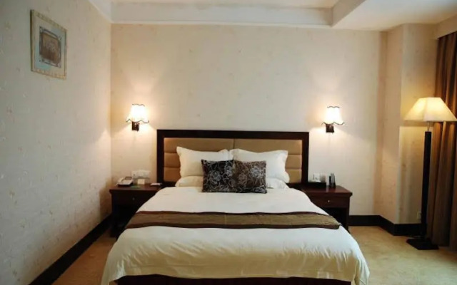 Cheerful Hotel
