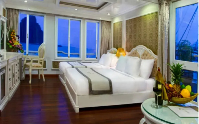 Signature Halong Cruise