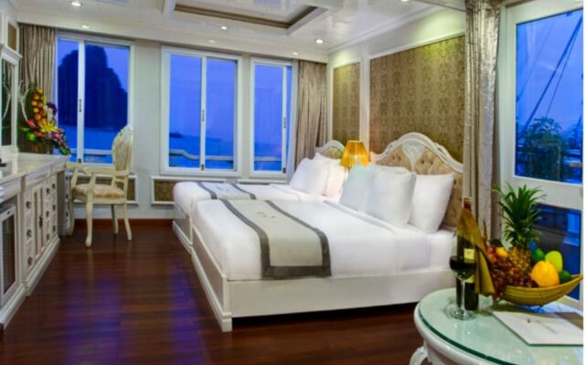 Signature Halong Cruise
