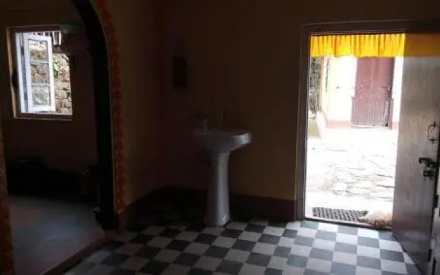 Vamoose Sinkawli Homestay