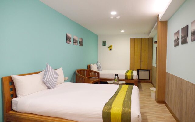 Sin Sin Hotel I