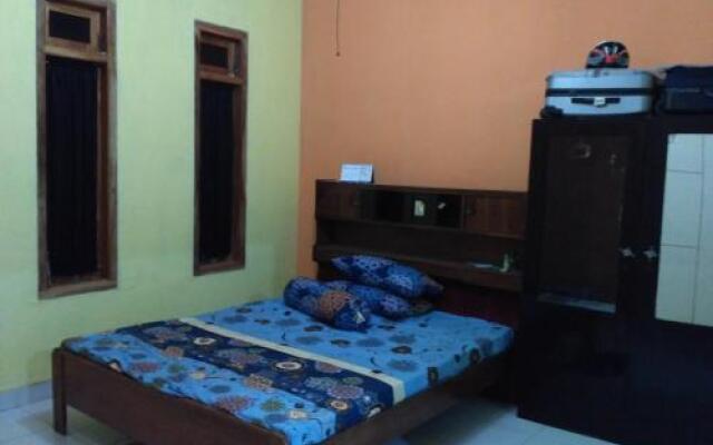 Jlatren Homestay