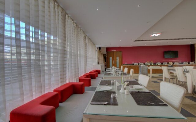 Ramee Strand Inn Hotel