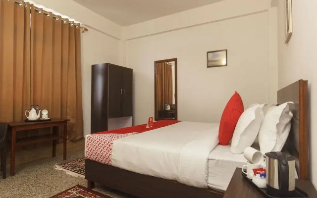 OYO 14894 Hotel Denzong Delight