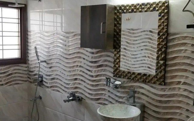 Guleria Villa