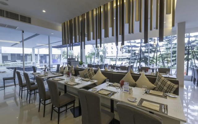 Kantary Hotel & Serviced Apartments Amata, Bangpakong