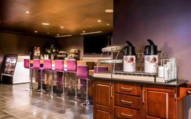 Tilt Hotel Universal/Hollywood, Ascend Hotel Collection