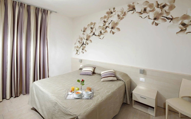 Hotel Alex