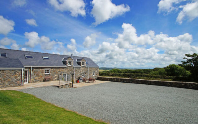 Holiday Home Llety'r Mynach