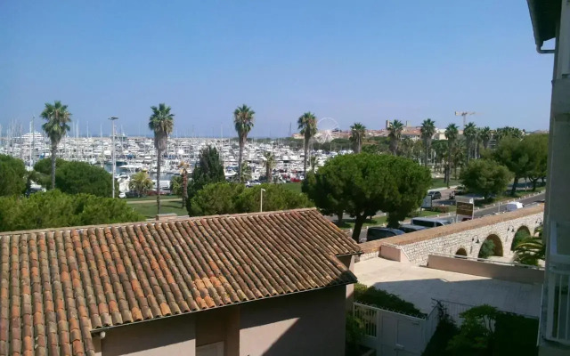 appartement Terrasse magnifique vue mer et yachts