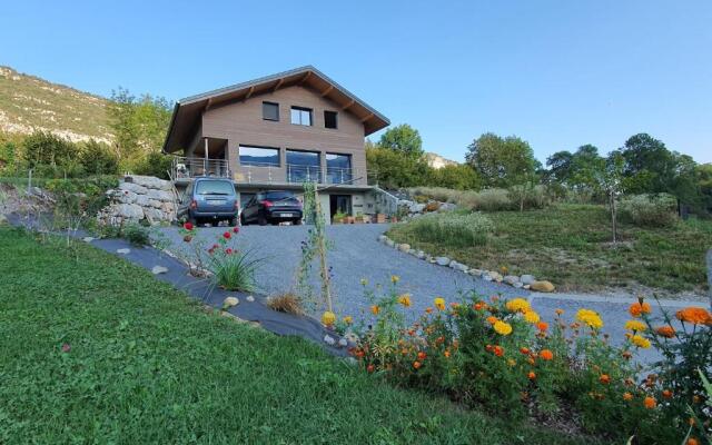 Studio à la campagne au bout du lac d'Annecy