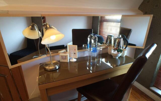 Tyrosa Rooms