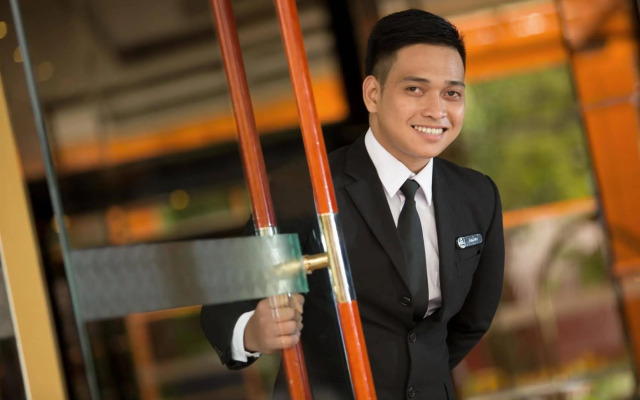 Best Western Plus Makassar Beach