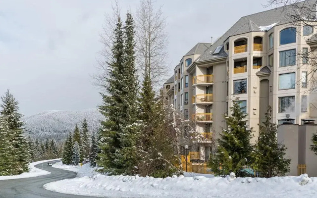 Whistler Premier - Upper Village Area