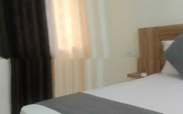 Om Guest House Lucknow