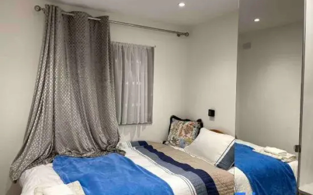 Luxury 6 en-suite Bedrooms - Wembley Stadium 5 KM