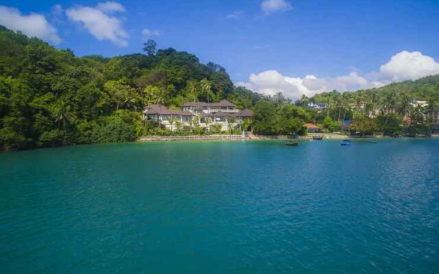 Stunning Oceanview Villa Taipan
