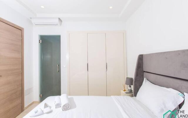 Green Residence Brand new and Cosy
