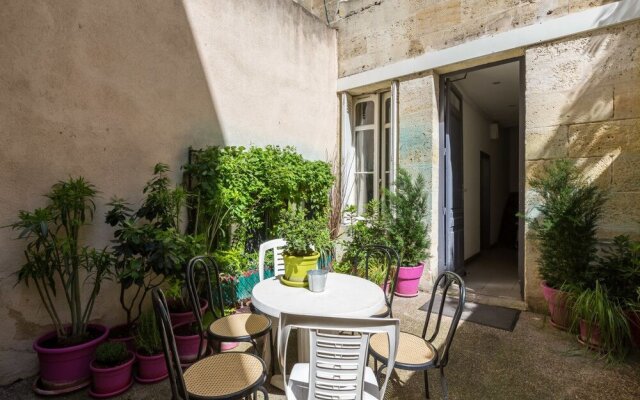 Studio With A Courtyard Place Gambetta