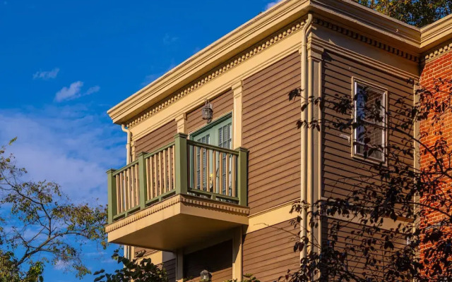 The Lafayette Inn