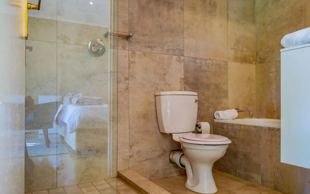 Mount Shekinah Country Hotel