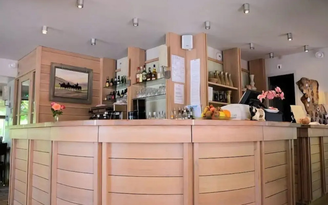 Logis Hôtel La Terrasse