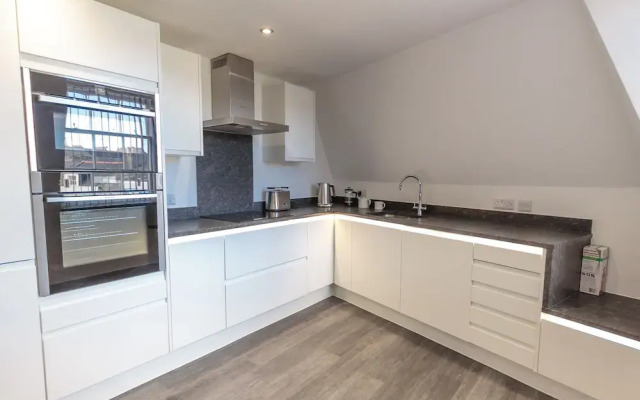 3 Bed- The Regency Suite