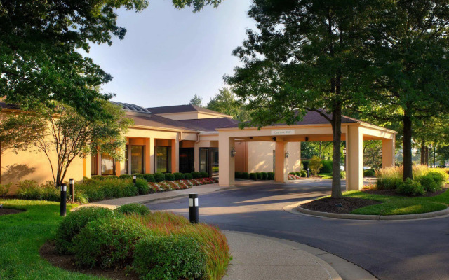 Courtyard by Marriott Cincinnati Blue Ash