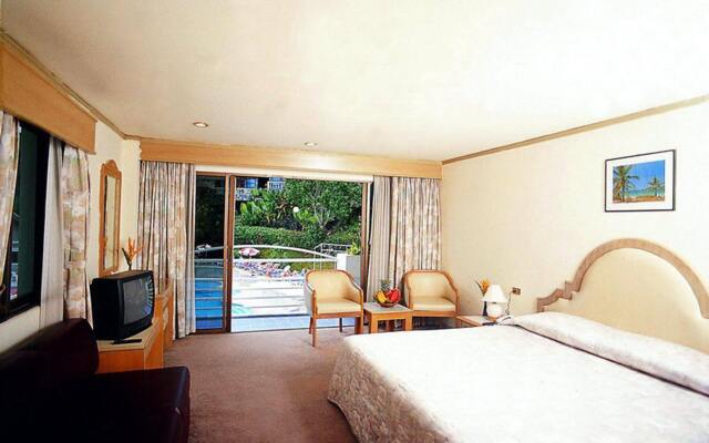 Royal Crown Hotel & Palm Spa Resort