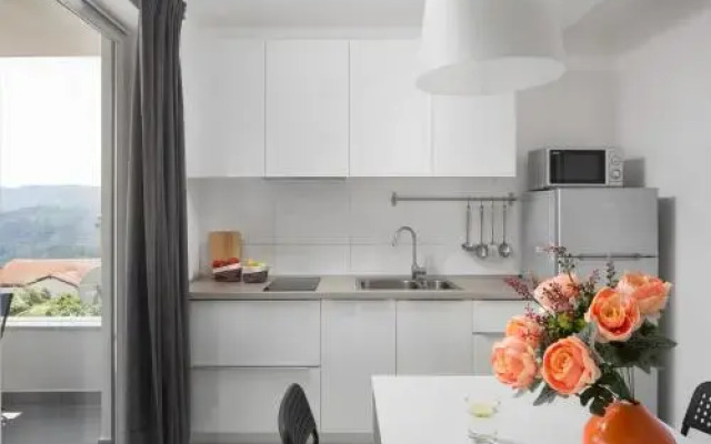 Lemechi Casa Girasole Apartments