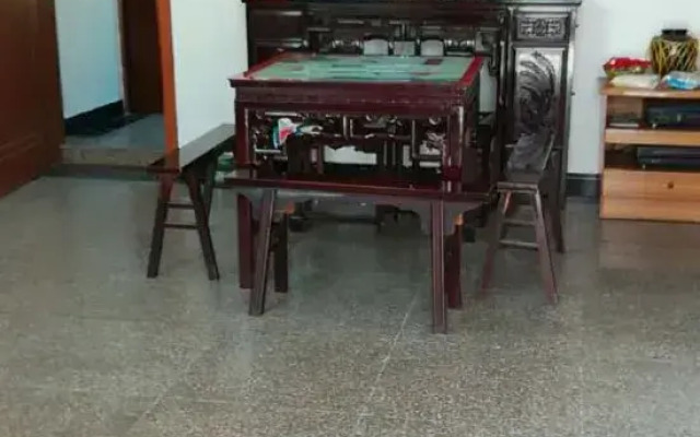 Jiangling Guesthouse