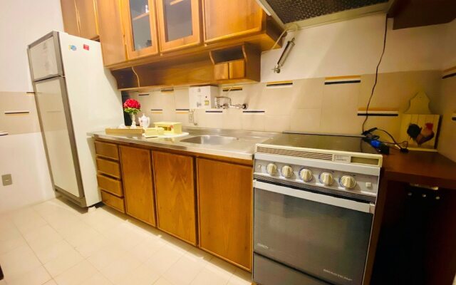 Apartamento a 3 quadras da Rua Coberta