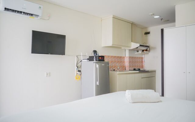 Minimalist Studio Bintaro Icon Apartment near British School