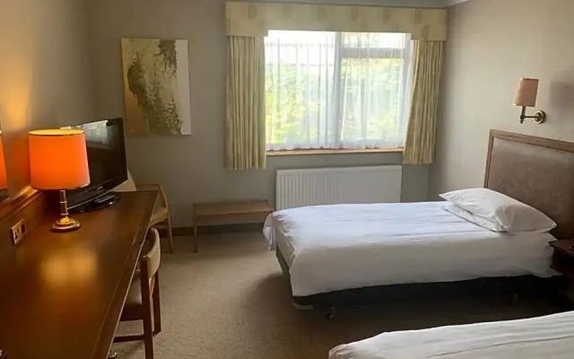 The Littlebury Hotel And Restaurant