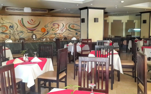 Cataract Layalina Naama Bay