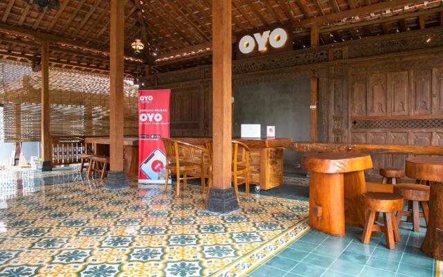 OYO 594 Joglo Manggisan Syariah