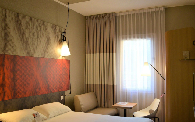 ibis Honfleur