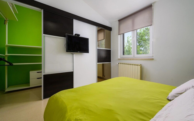 Cozy Apartment With Children Area
