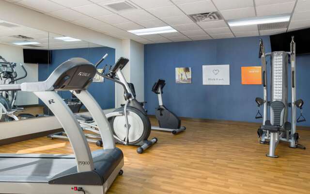 Comfort Suites Bethlehem Near Lehigh University and LVI Airport