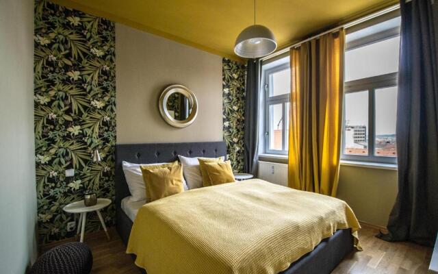 Stylish Apartments close to Eden Garden