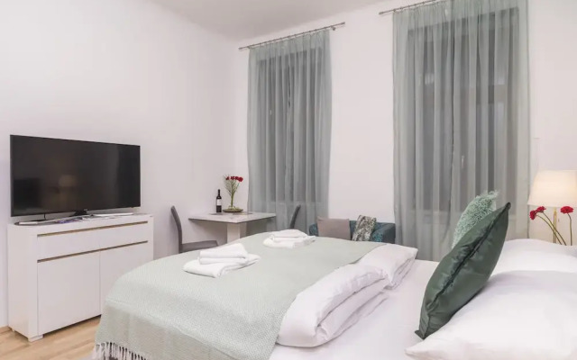 Business Suite Stadthalle By Welcome2Vienna